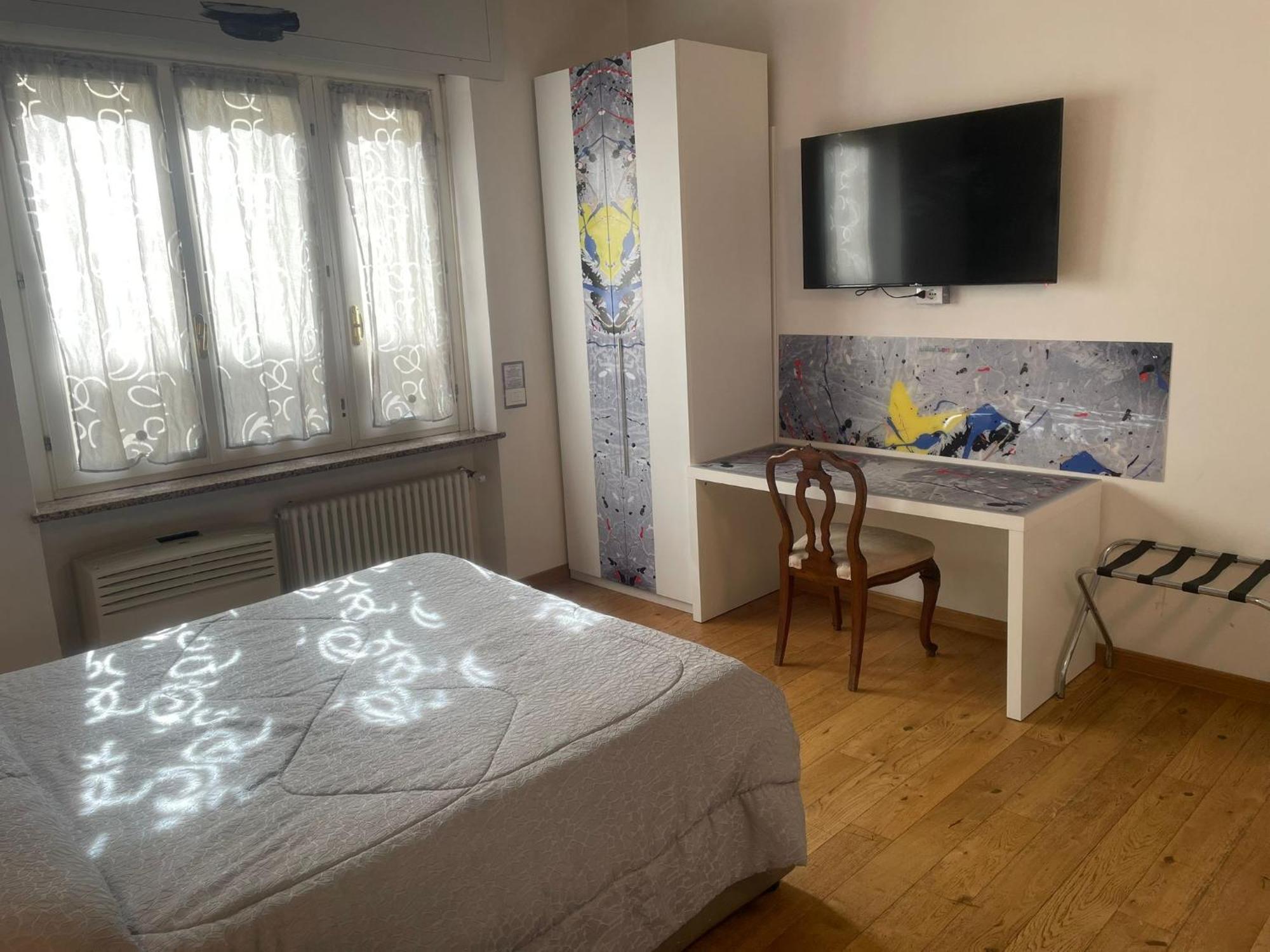 Rooms Of Love Павия Экстерьер фото